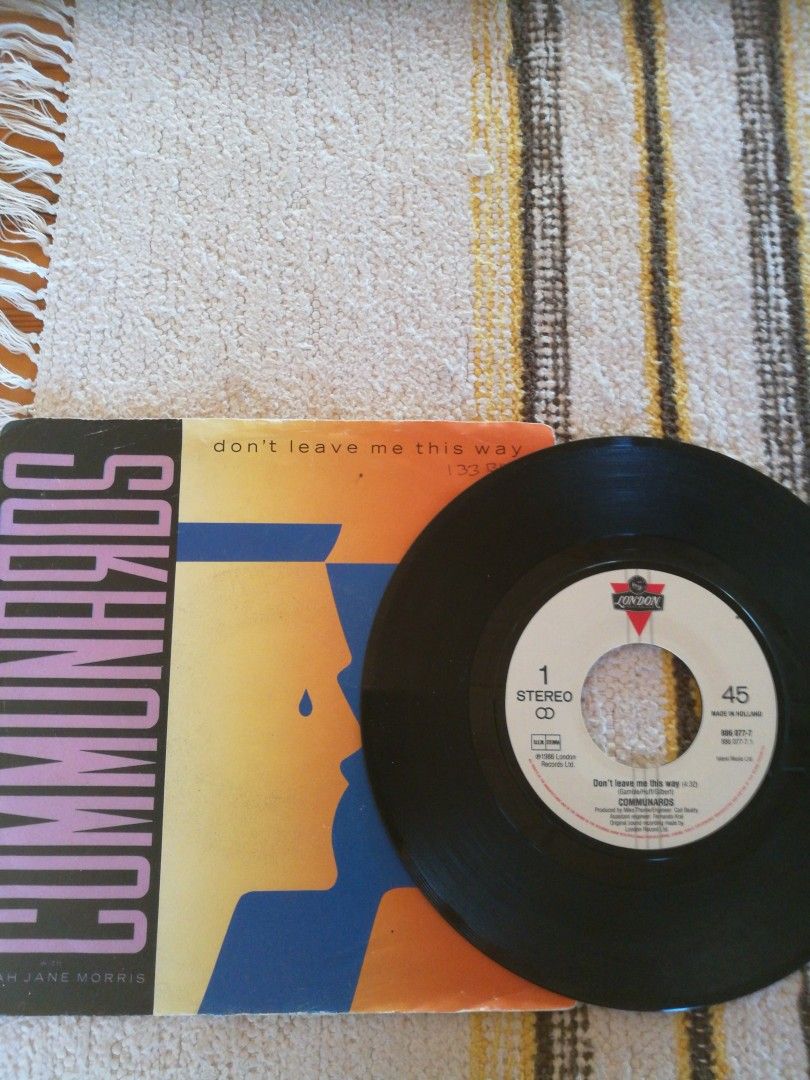 Communards 7" Don't leave me this way