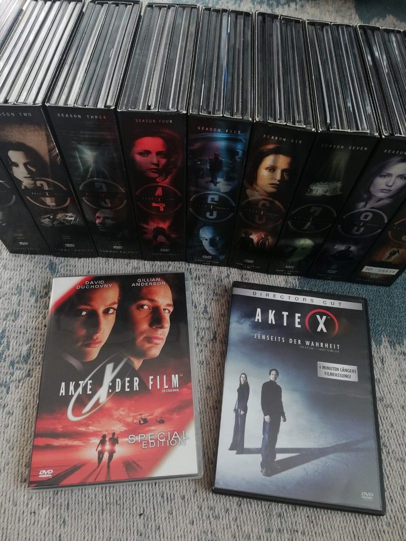 The X-Files DVDs kausi 1-9 ja 2 elokuva