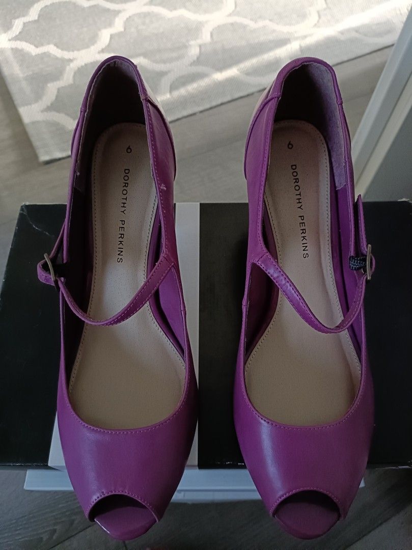 Dorothy Perkins Violetit korkkarit