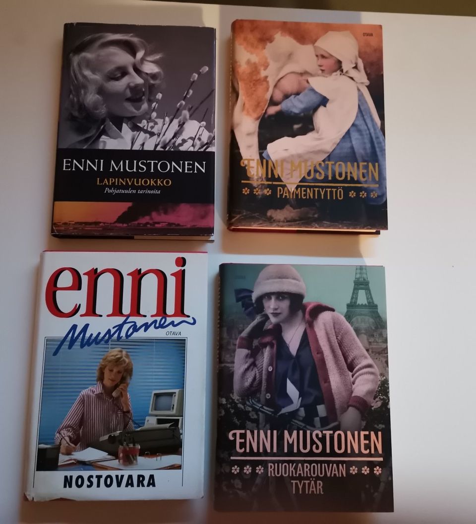 Enni Mustonen D43