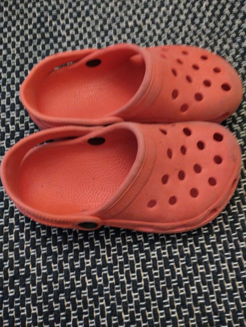 Crocs kengät koko 28