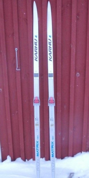 Sukset 1. Vanhat Karhu Racing Ski-sukset,165 cm