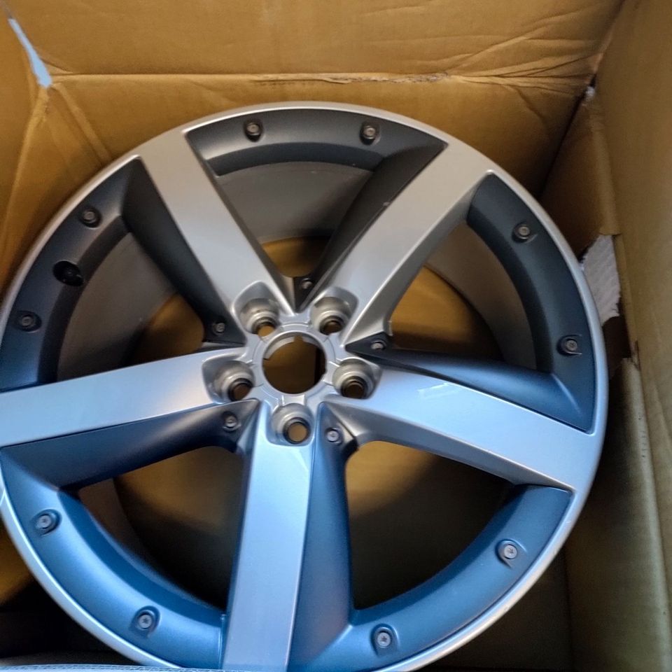 Audin orkkis 17" alut 5x100