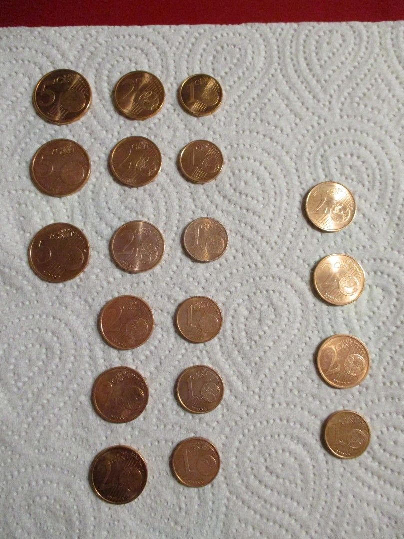 1 - 5 centin eurokolikoita