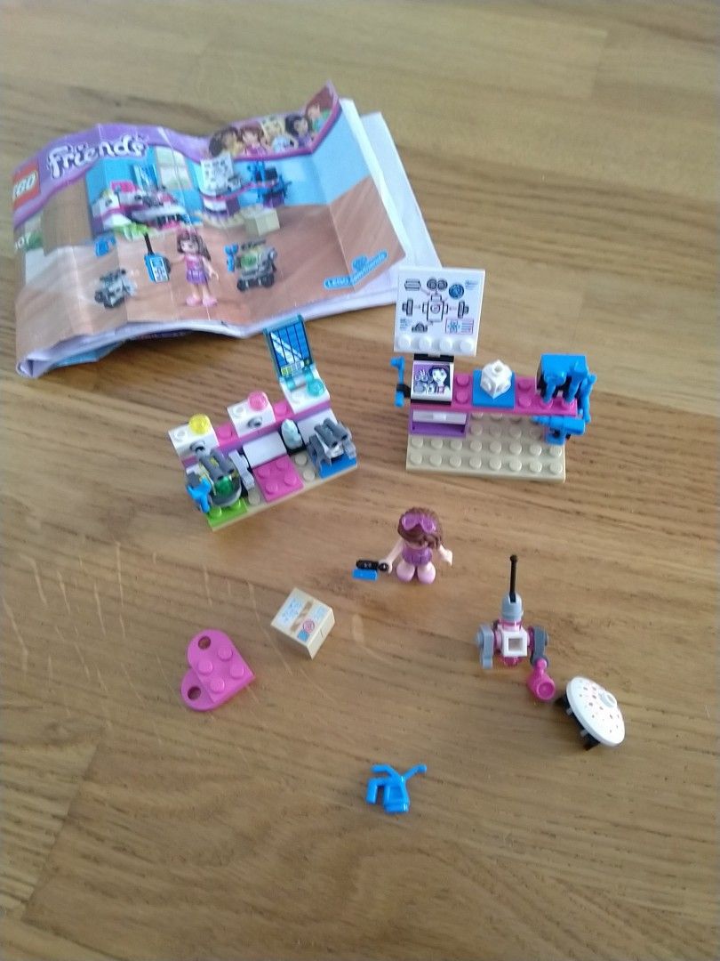 Lego friends Olivian luovuuden laboratorio