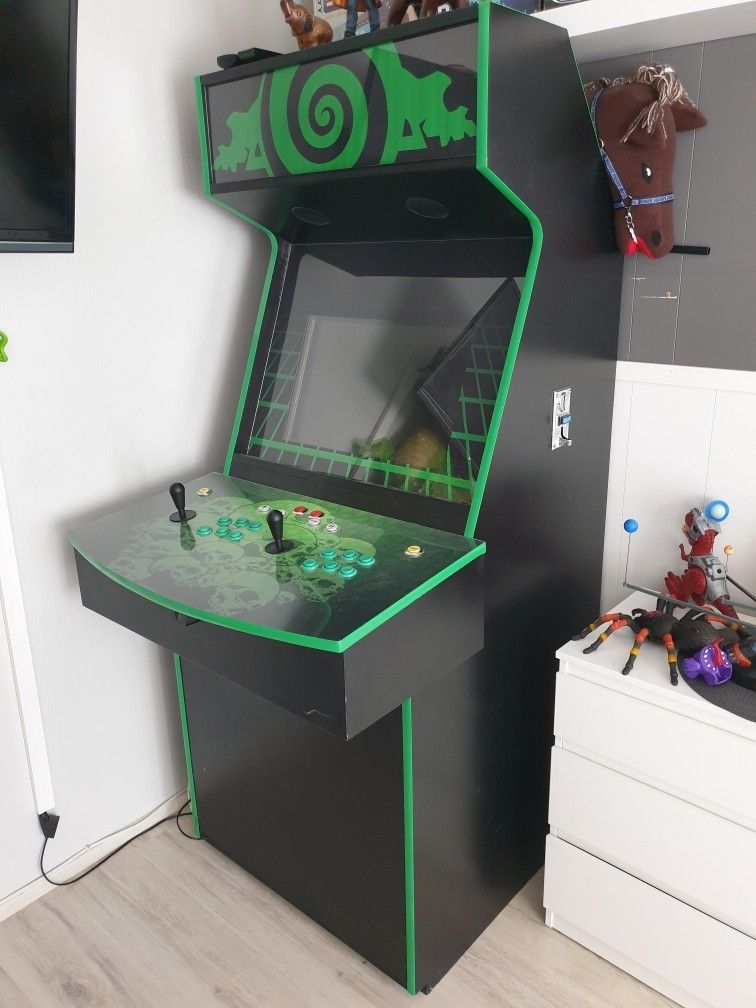 Arcade cabinet (runko)