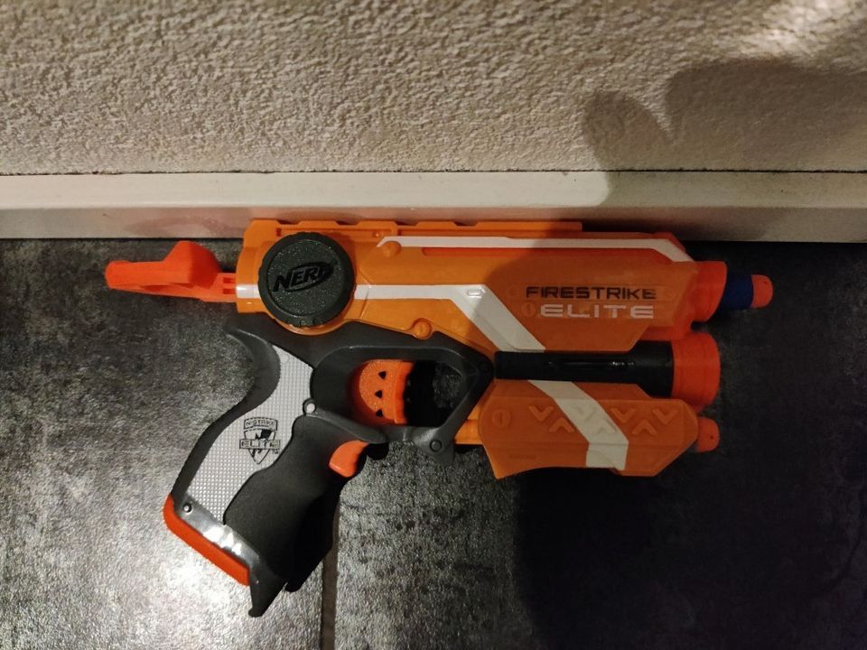 Nerf Fire Strike Elite