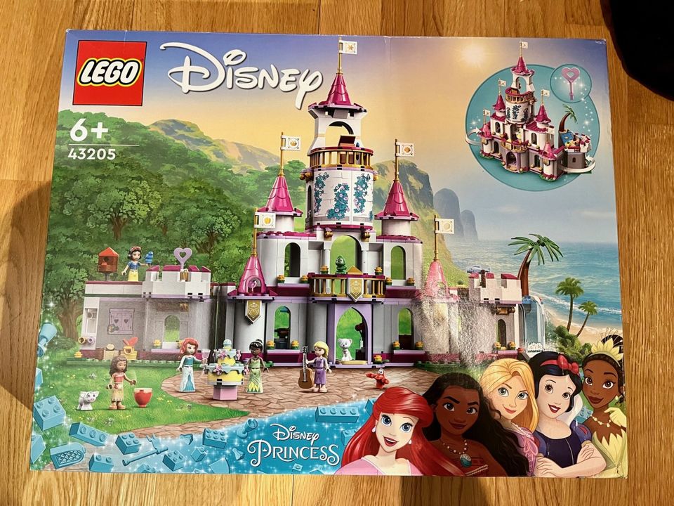 LEGO 43205 Kaikkien aikojen seikkailulinna