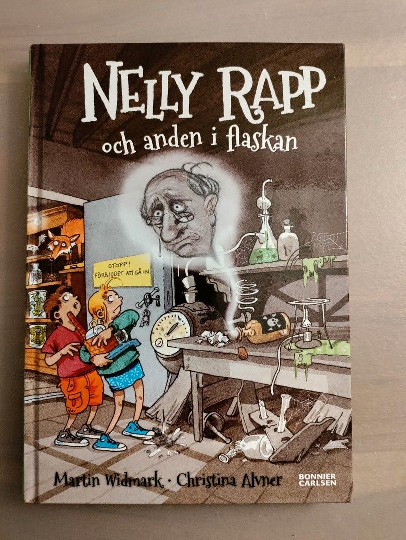 Martin Widmark: NELLY RAPP och anden i flaskan