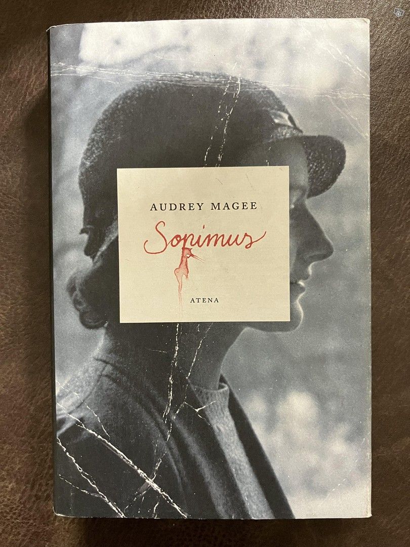 Audrey Magee : Sopimus