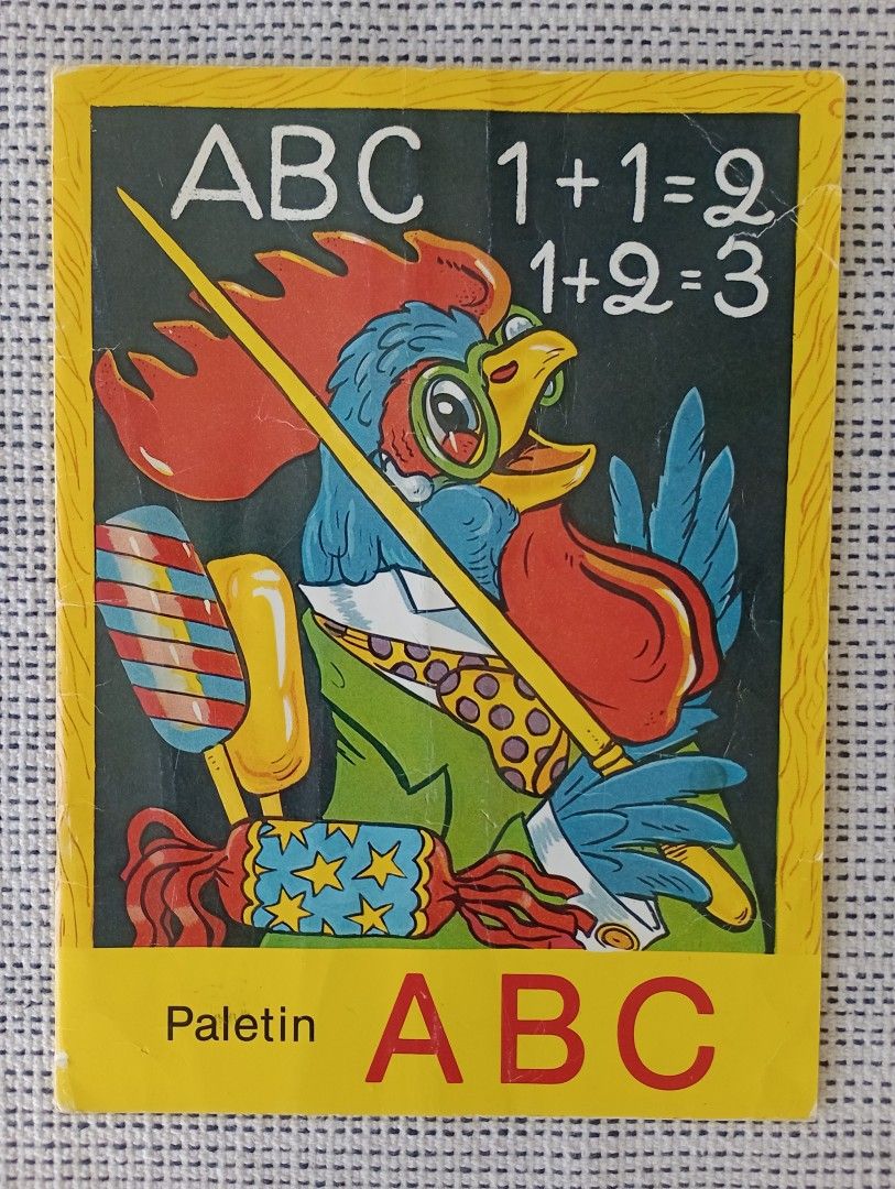 Paletin ABC ja Kalle-Nallen kalenteri kirjat