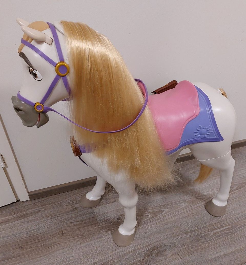 Disney Prinsessat Maximus Ride On Hevonen