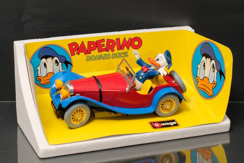 Burago Aku Ankka/Donald Duck/Paperino Jaguar auto