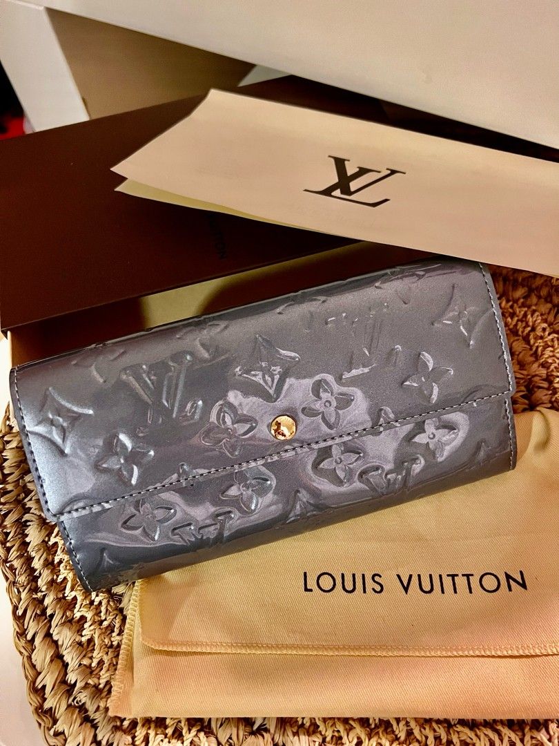 Uusi Louis Vuitton Sarah lompakko full set