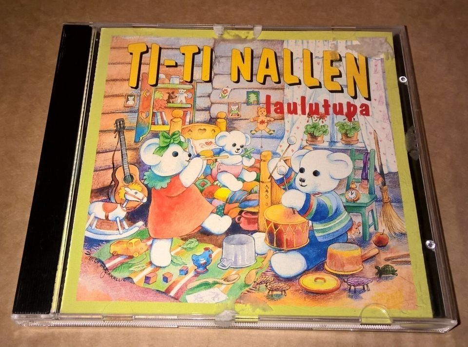 Ti-Ti Nallen laulutupa CD