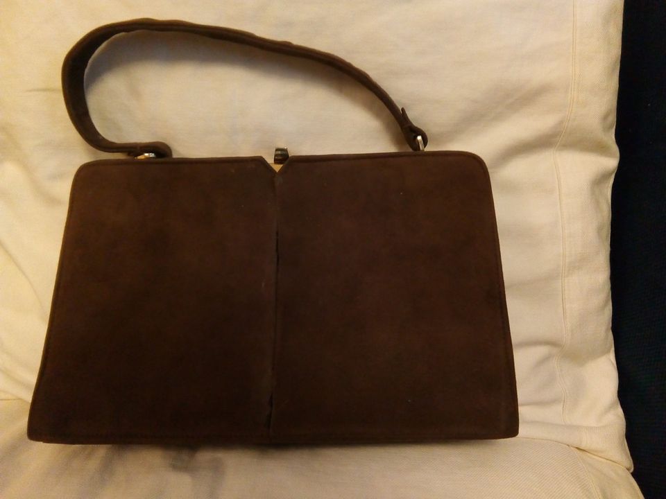 Käsilaukku 60-luvulta