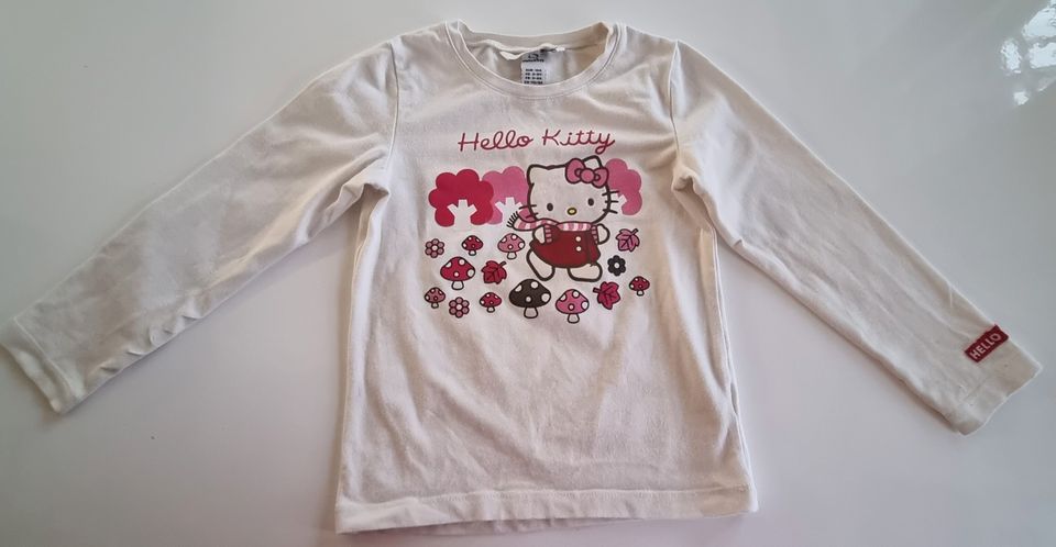 Valkoinen Hellou Kitty pusero koko 104cm