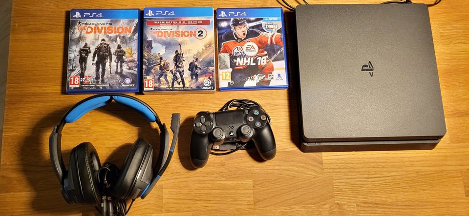 Playstation 4 500 GB Slim