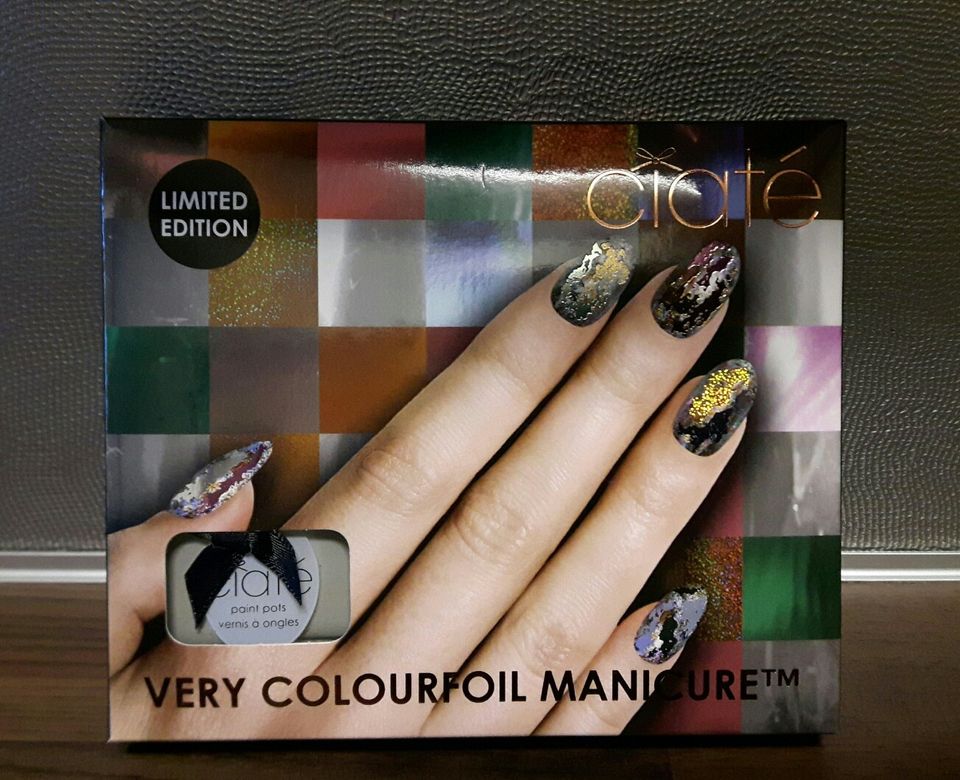 Uusi Ciate Very colourfoil manicure