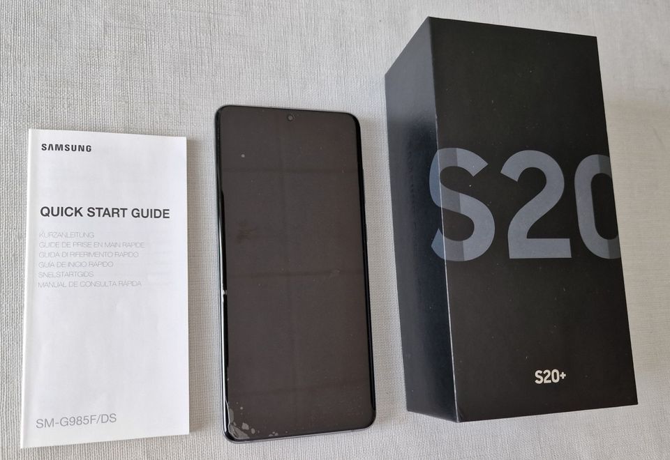 Samsung Galaxy S20+ -hyvä +tarvikkeita