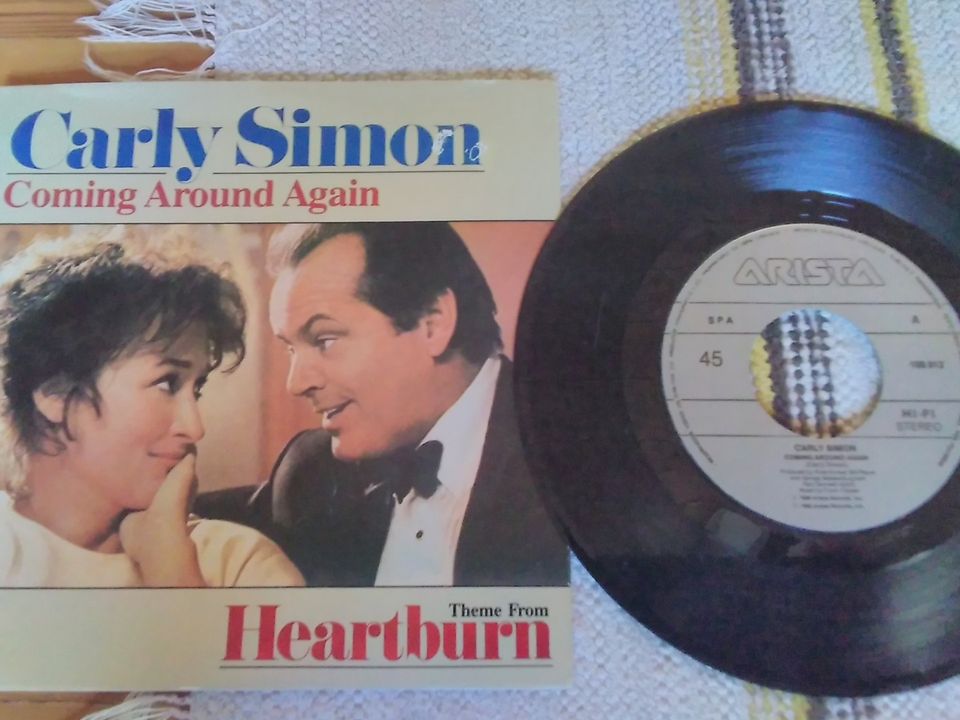 Carly Simon 7" Coming around again