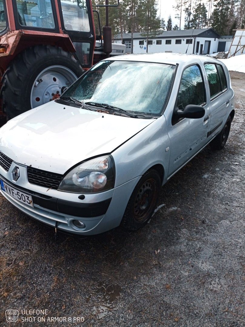 Renault clio2 ja laguna2 osia