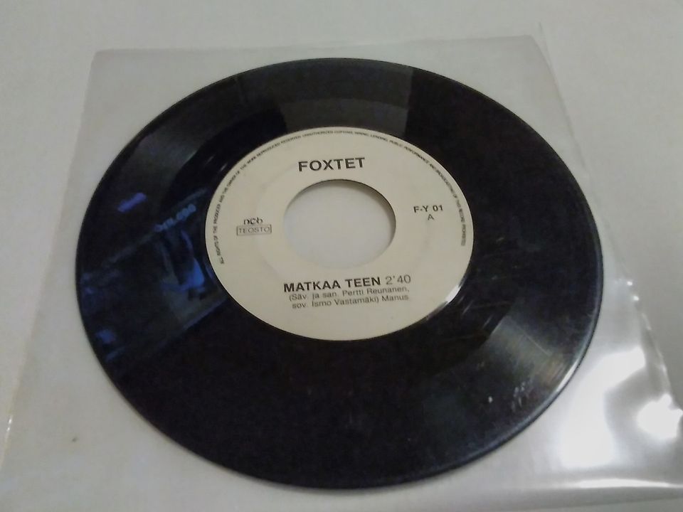 Foxtet 7" Matkaa teen / Jos vielä oot vapaa