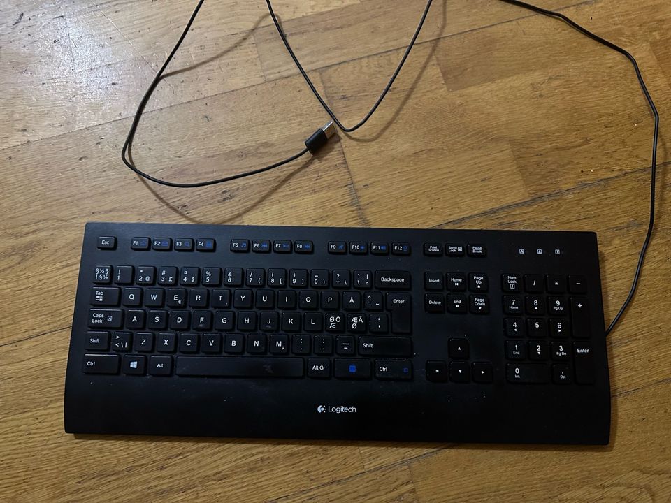 Logitech k280e näppäimistö