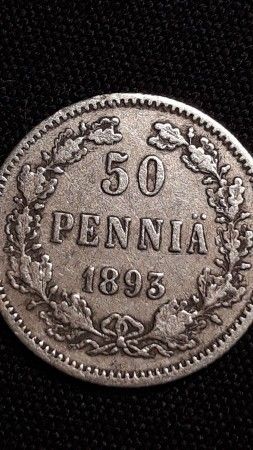 50 pennin kolikko, hopeaa, vuodelta 1893