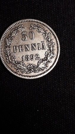 50 pennin kolikko, hopeaa, vuodelta 1892