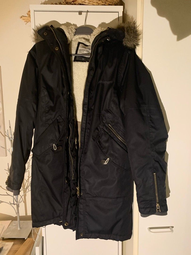 Didriksons parka, 38, musta