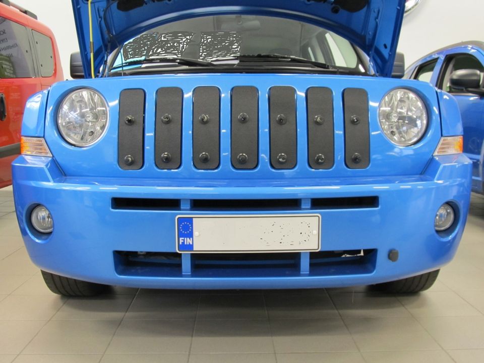 Maskisuoja Jeep Patriot vm. 2007-2010