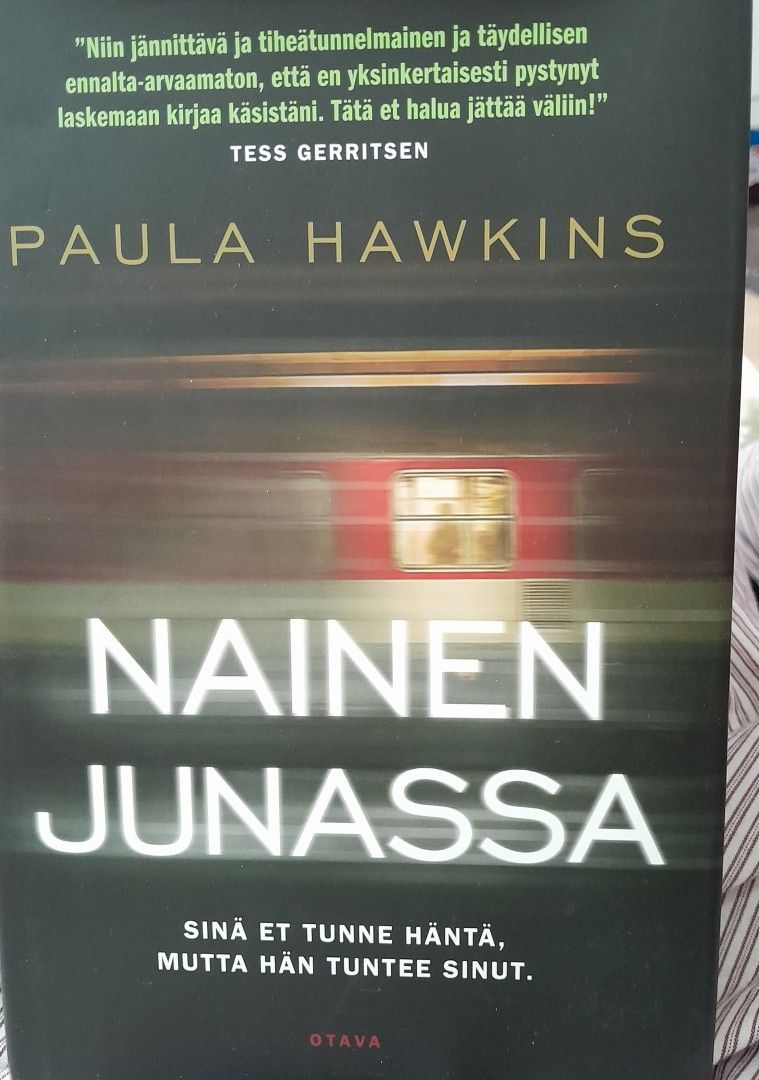 Nainen junassa, Paula Hawkins