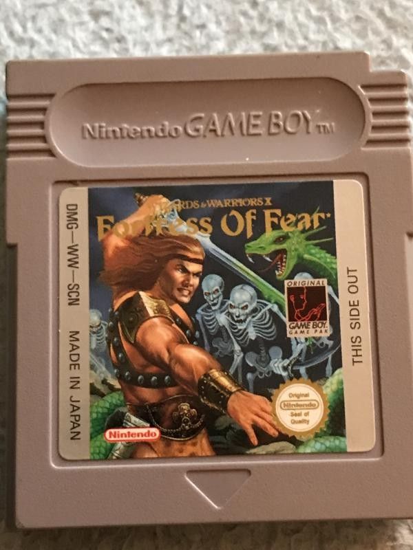 Game Boy Fortress Of Fear peli