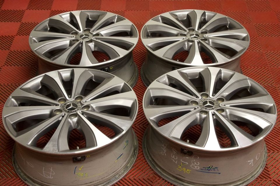 Alkuperäinen Mercedes Benz 8x19" 5x112 ET61 Ø66.6