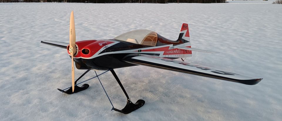 Rc lennokki pilot rc sbach 107"