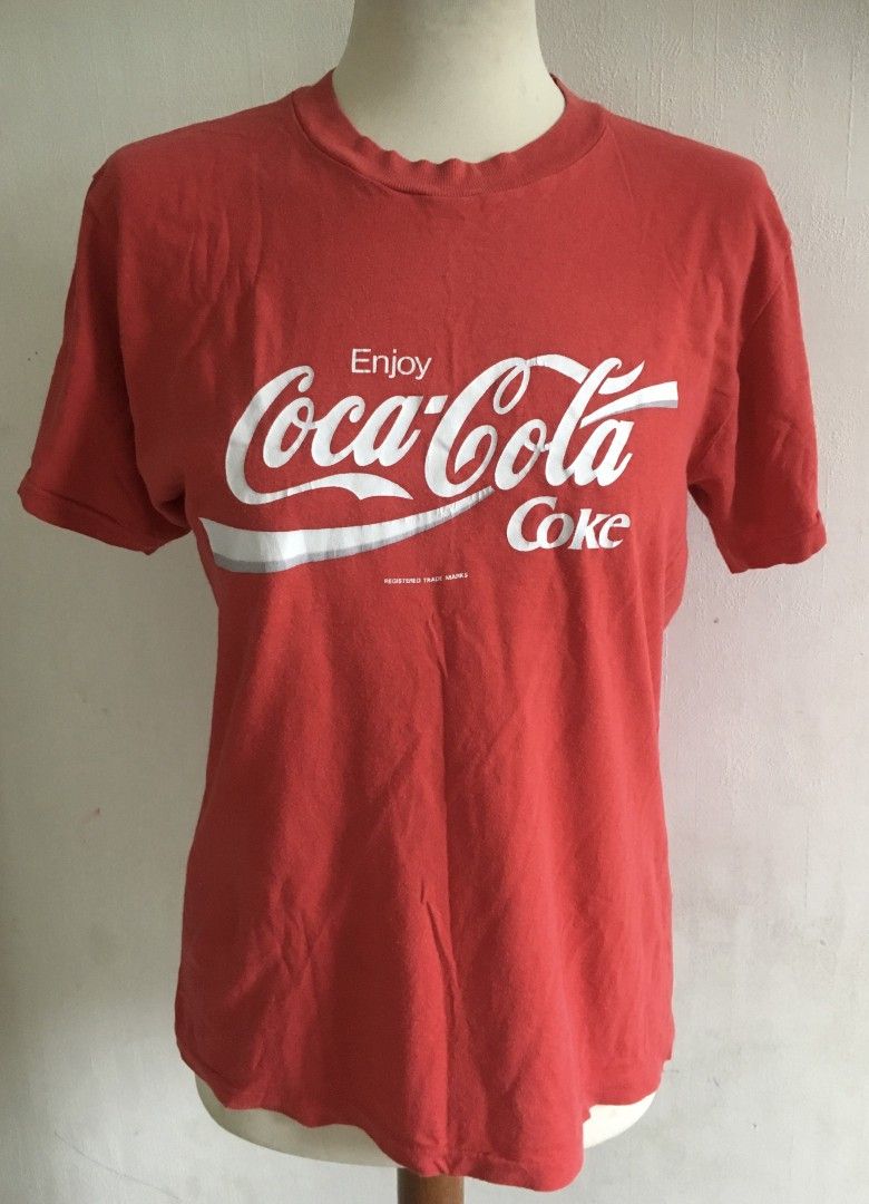 Punainen coca cola t-paita