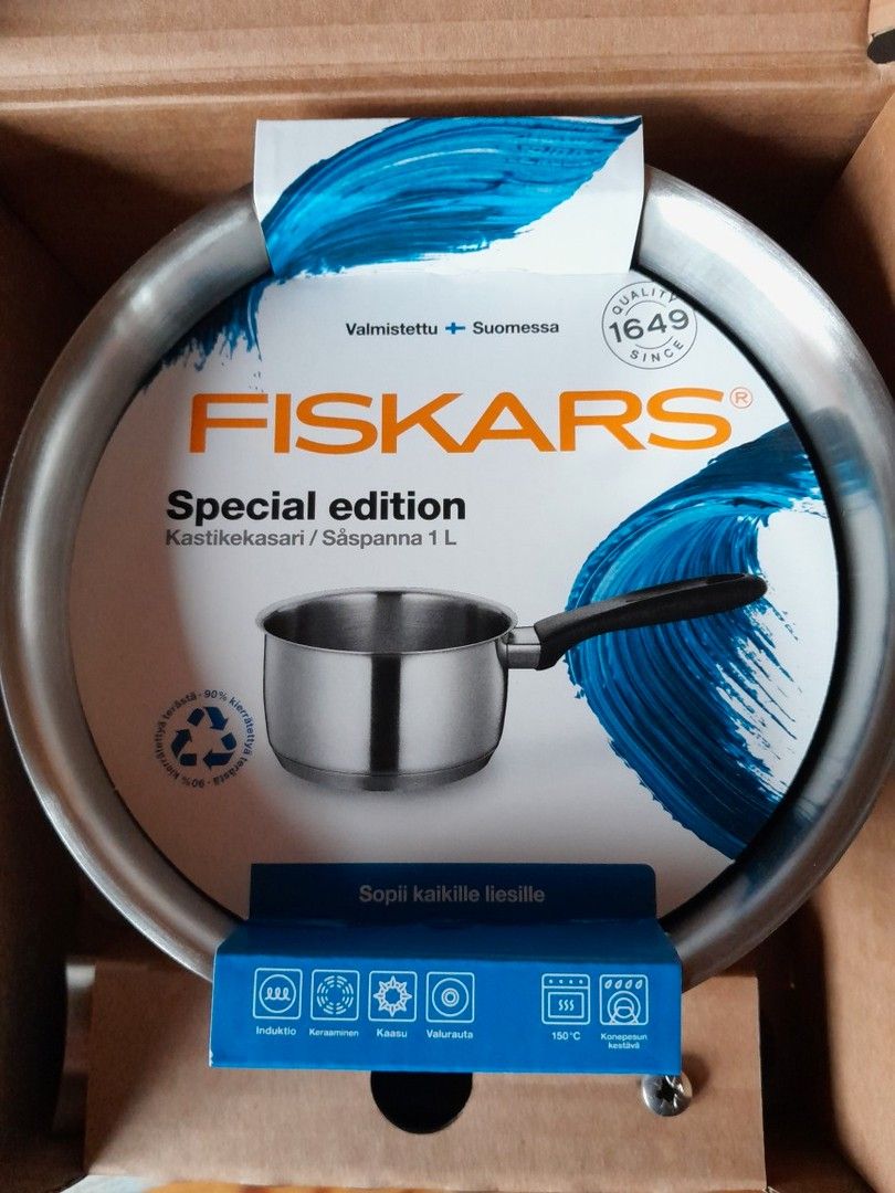 Fiskars 1 l teräskasari