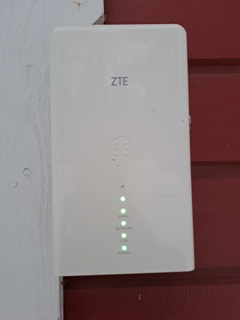 ZTE MC7010 5G ulkoreititin/antenni