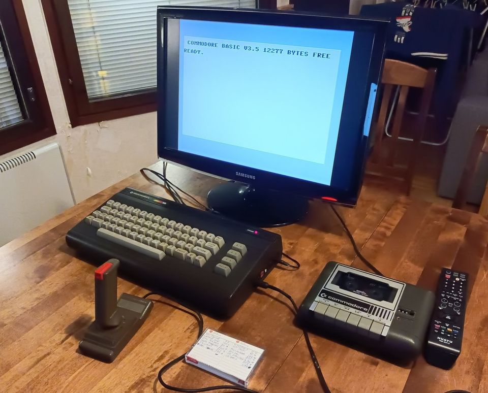 Commodore C16 paketti