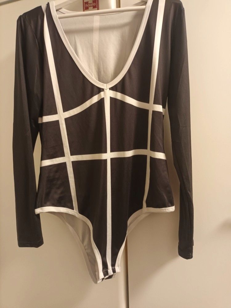 Naisten body (XL)