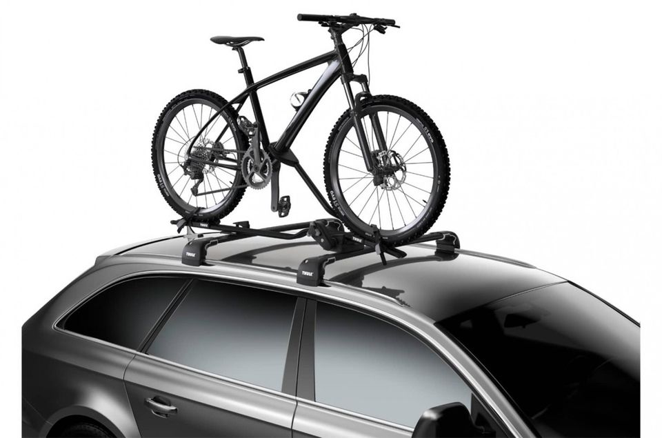 Thule ProRide 598 Musta