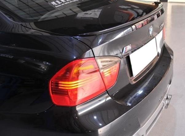 BMW 3-sarja E90 sedan takakontin lippa