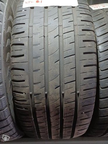 225/50R17 98V Bravuris käytetty kesärengas Q57