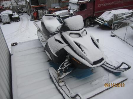 Ski-Doo MXZ 550 GTX 2004 osia