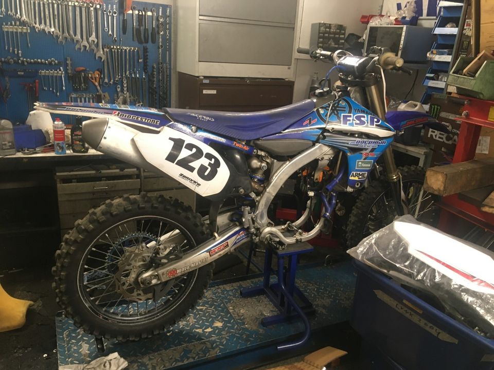 Yamaha YZ 450 F 2013 osia