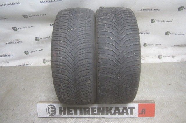 225/45 R17" Tarkistettu rengas MICHELIN