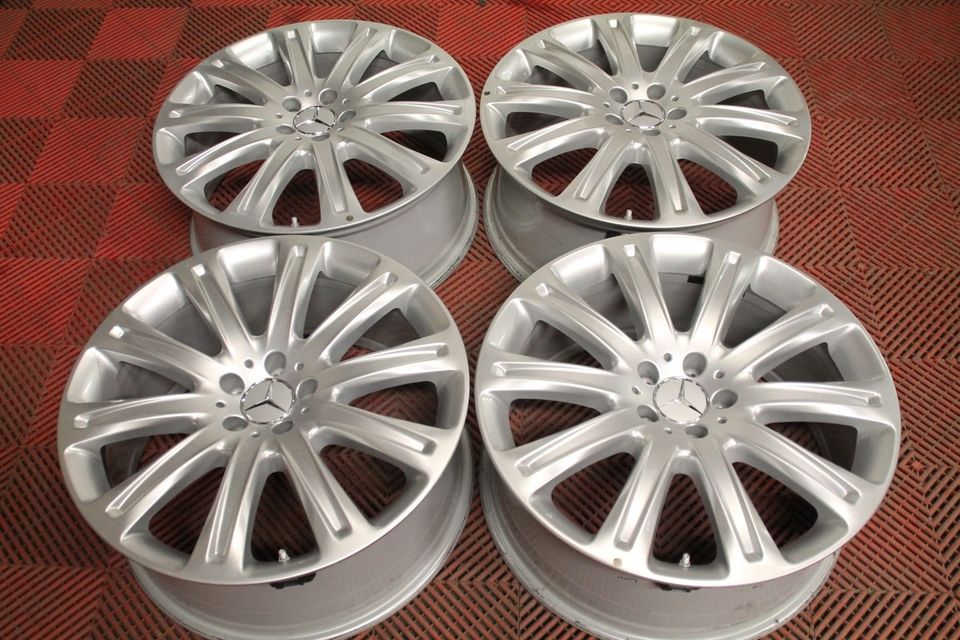 Alkuperäinen Mercedes Benz 8.5x20.0" 5x112 ET53/29