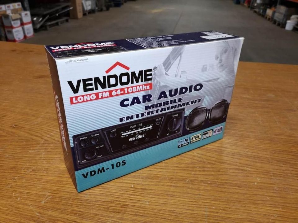 Käyttämätön auton äänentoisto Vendome VDM-10S