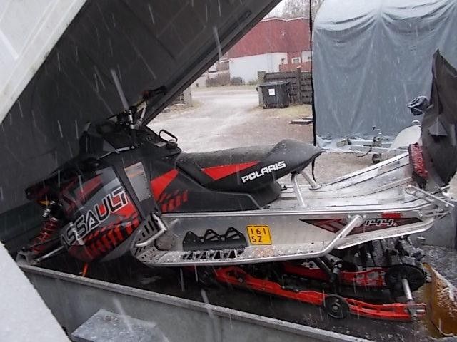 Polaris 800 Switchback 2014 osia